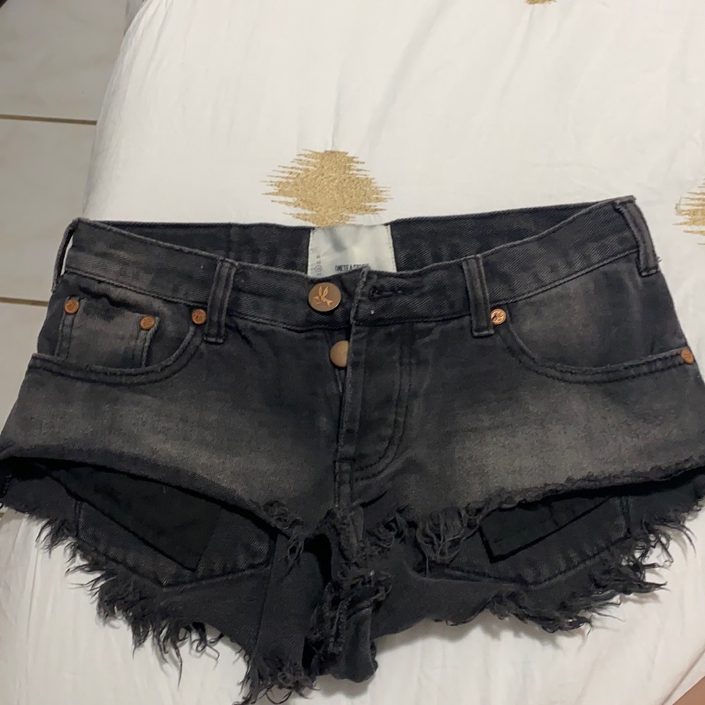 one teaspoon black shorts. low waist bonita